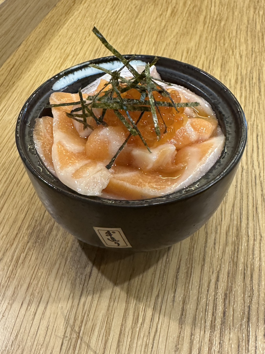 鮮魚丼飯